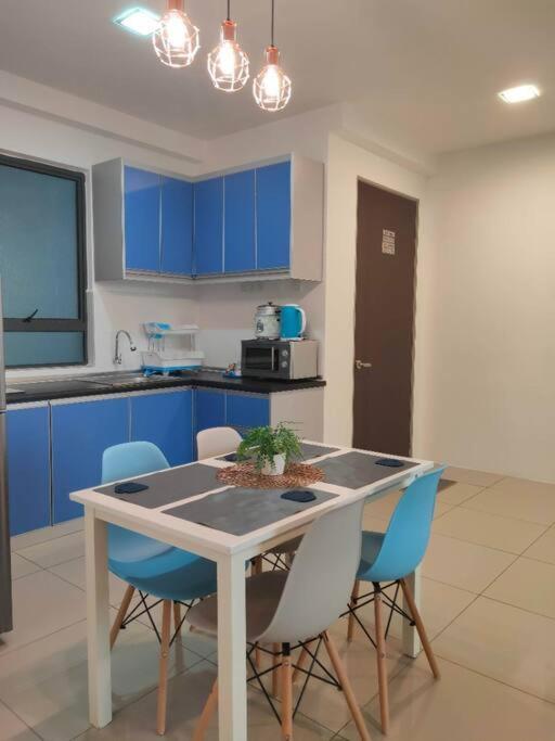 Luxurious Homestay 3Br With Pool Meru Ipoh 8 Pax Exteriör bild