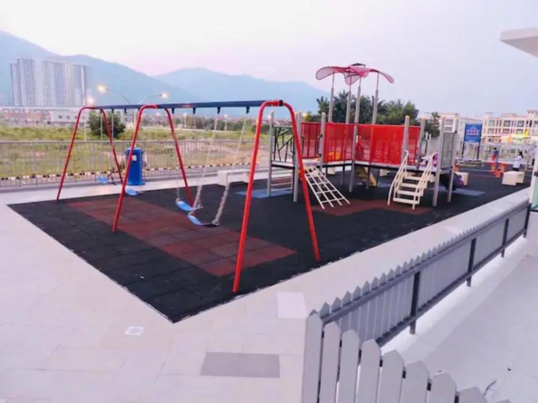 Luxurious Homestay 3Br With Pool Meru Ipoh 8 Pax Exteriör bild